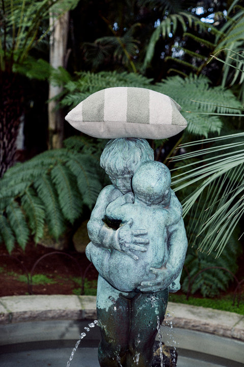 Cushion 14 / Outdoor+Indoor / Bouclé / Olive / Beige / 50x50 cm